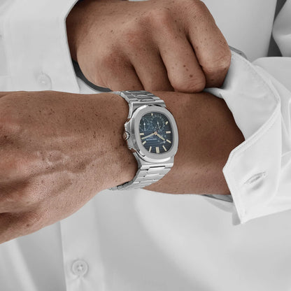 Nautilus 40mm 5712/1A-001 Moon Phase Power Reserve Stainless Steel Blue Dial